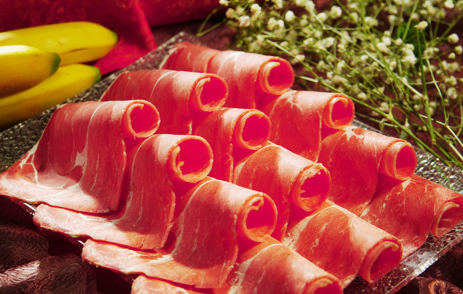 為什么火鍋涮羊肉要選冷凍羊肉？